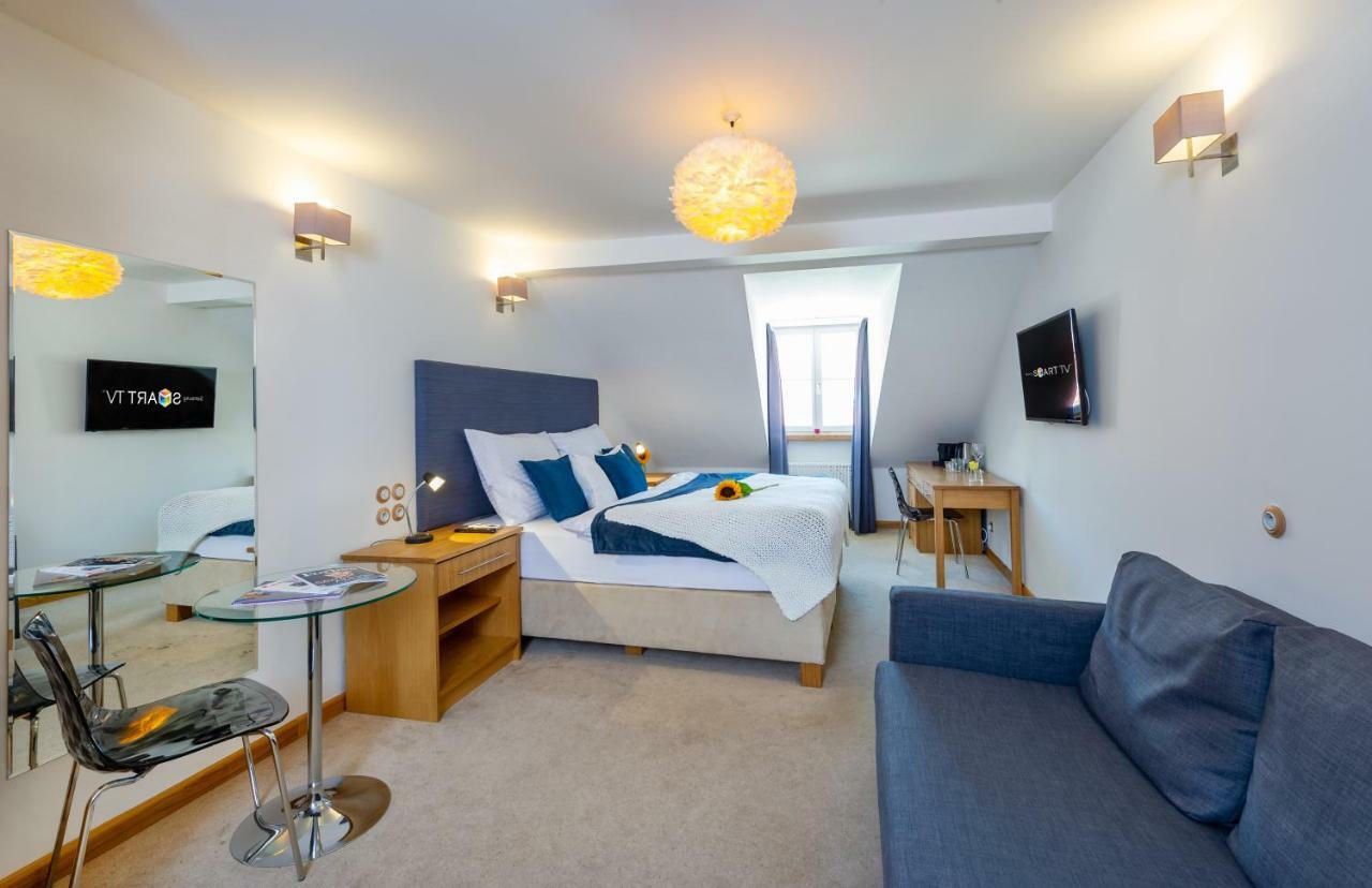 The Rooms Ceske Budejovice Buitenkant foto